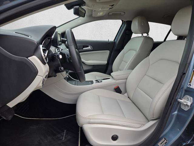 Used 2015 Mercedes-Benz GLA 250 4MATIC image 15