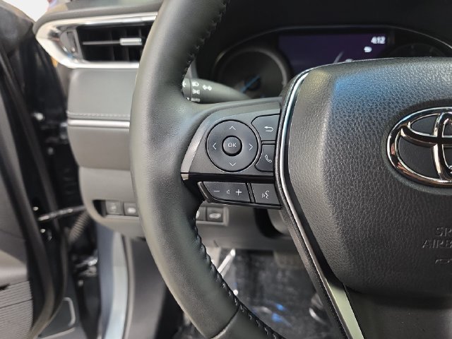 Used 2021 Toyota Venza XLE w/ Softex Package AWD/4WD image 17