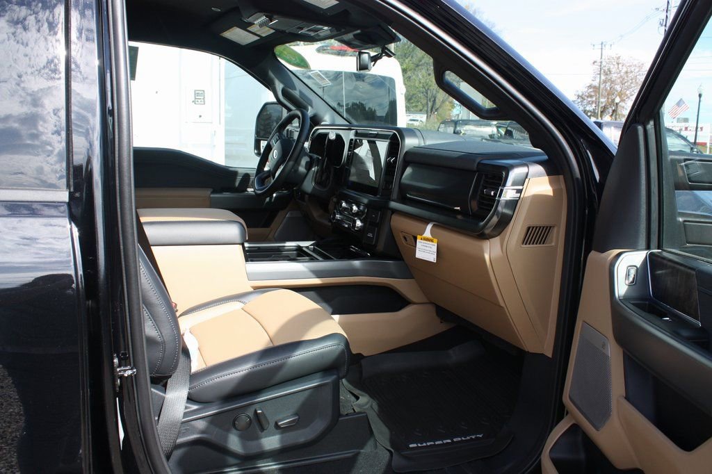 New 2026 Ford F350 Lariat w/ Snow Plow Prep Package image 15