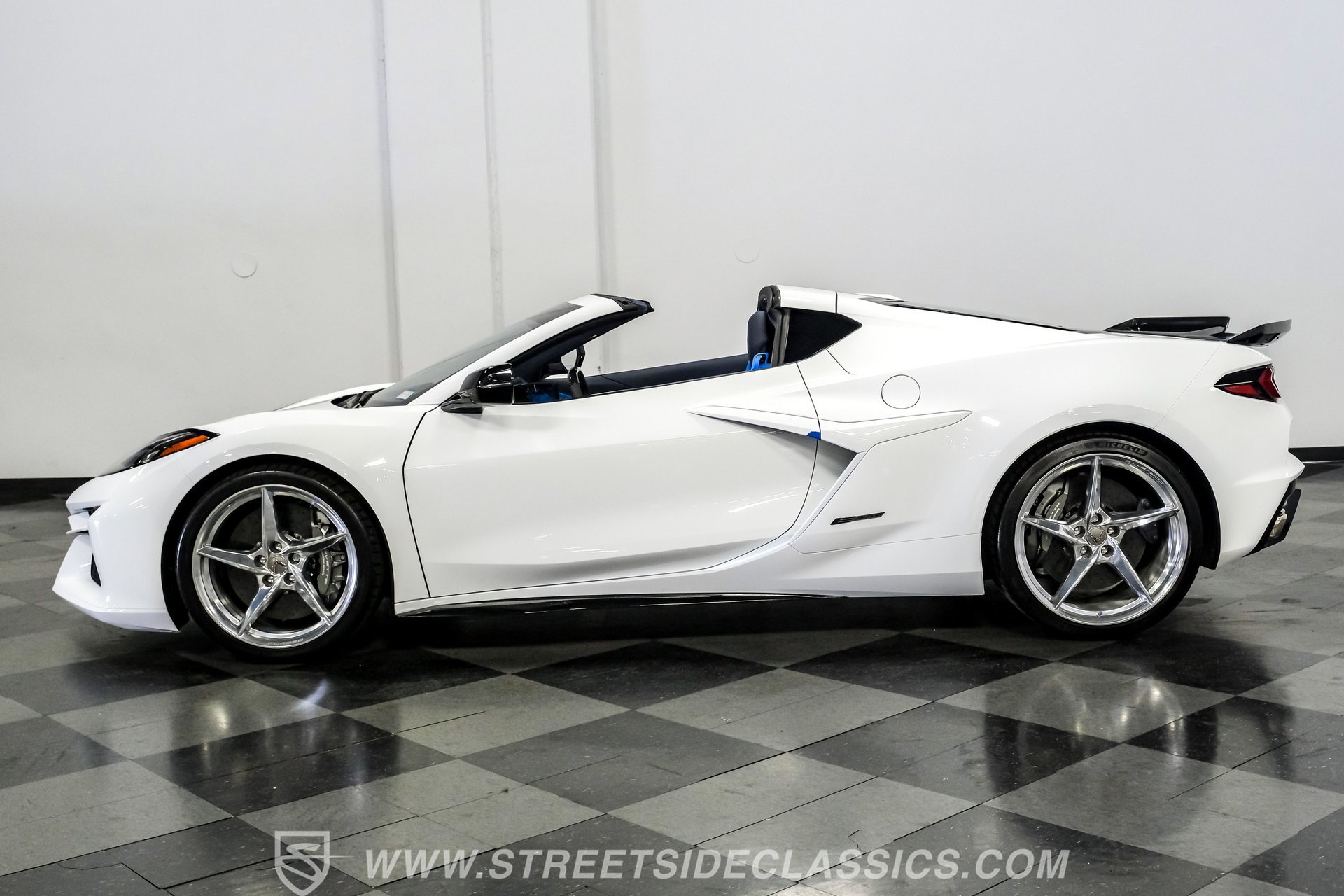 Used 2024 Chevrolet Corvette E-Ray w/ ZER Performance Package image 6