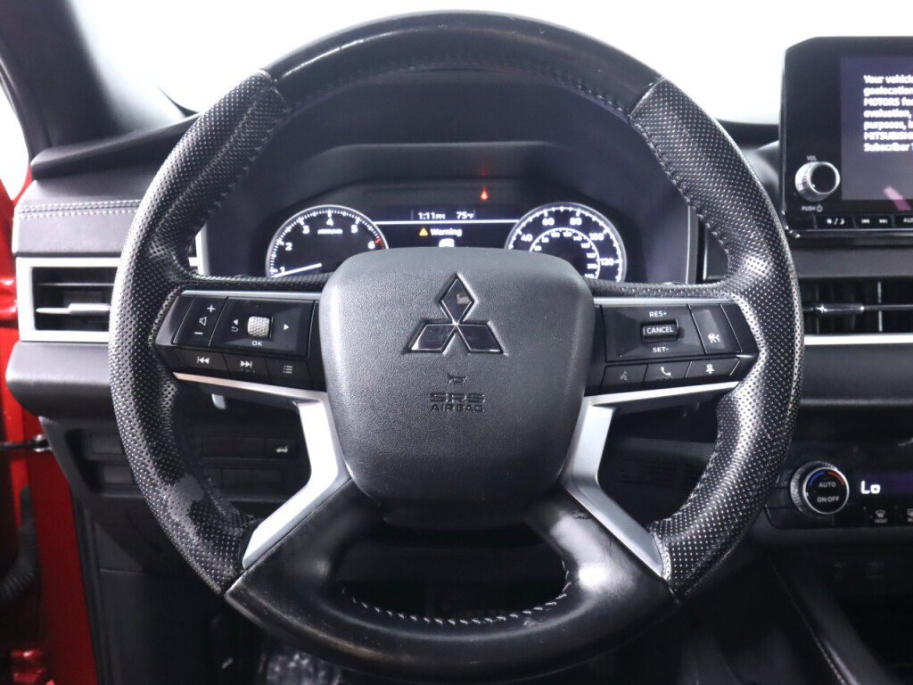 Used 2022 Mitsubishi Outlander SEL Black Edition AWD/4WD image 11