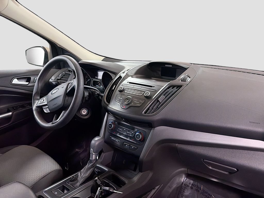 Used 2017 Ford Escape SE w/ SE Cold Weather Package FWD image 29