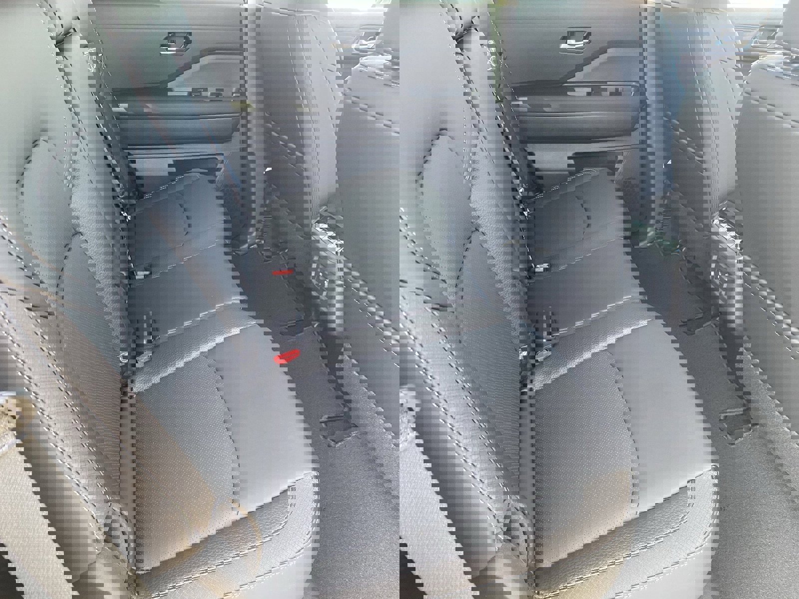 New 2026 Nissan Pathfinder SL image 14