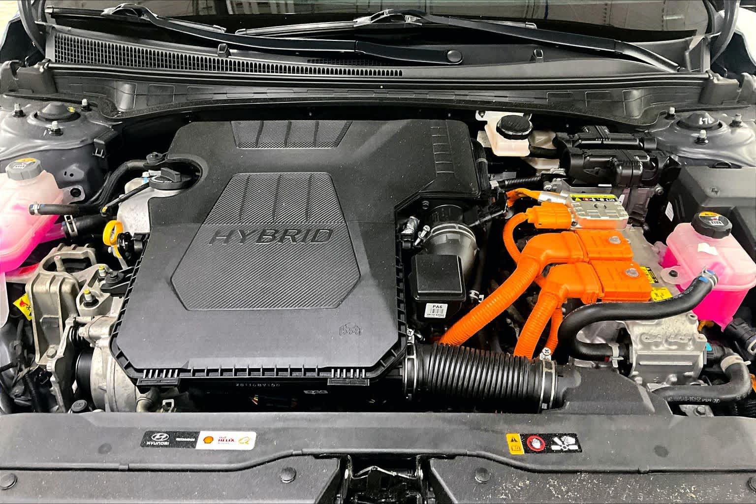 Used 2024 Hyundai Elantra Limited FWD image 32