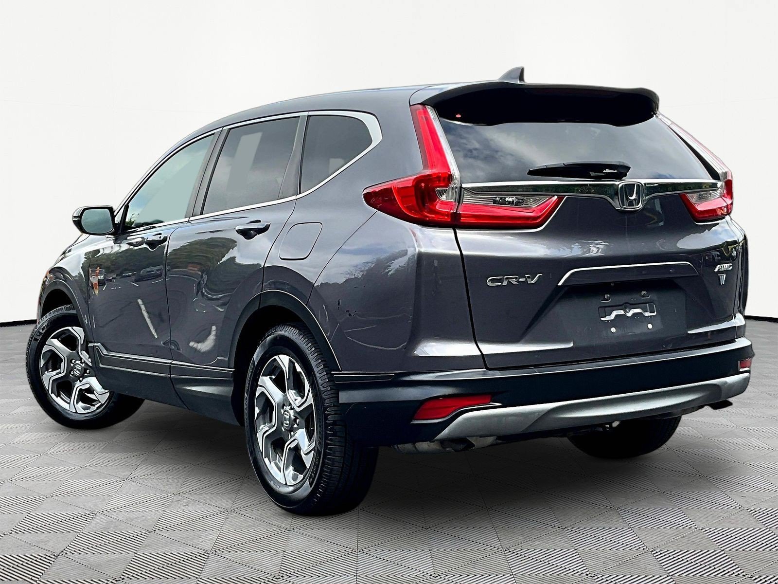Used 2019 Honda CR-V EX image 4