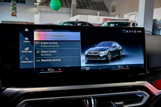 Used 2023 BMW 330i xDrive Sedan w/ M Sport Package image 41