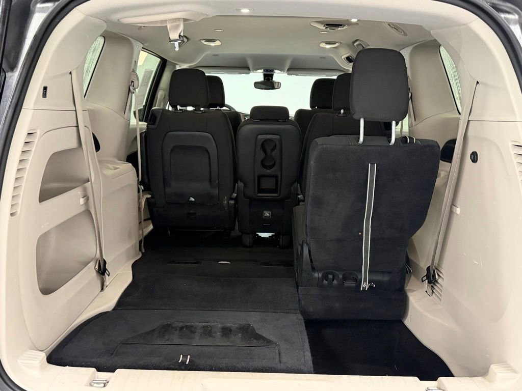 Used 2017 Chrysler Pacifica Touring image 23