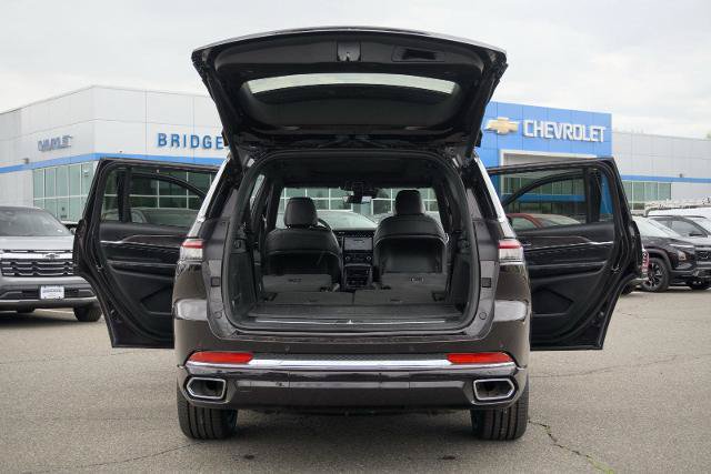 Used 2023 Jeep Grand Cherokee L Overland AWD/4WD image 10