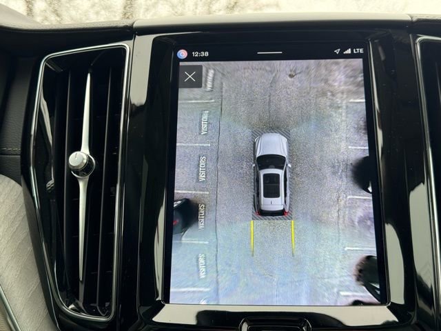 Certified 2023 Volvo XC60 B5 Ultimate image 40