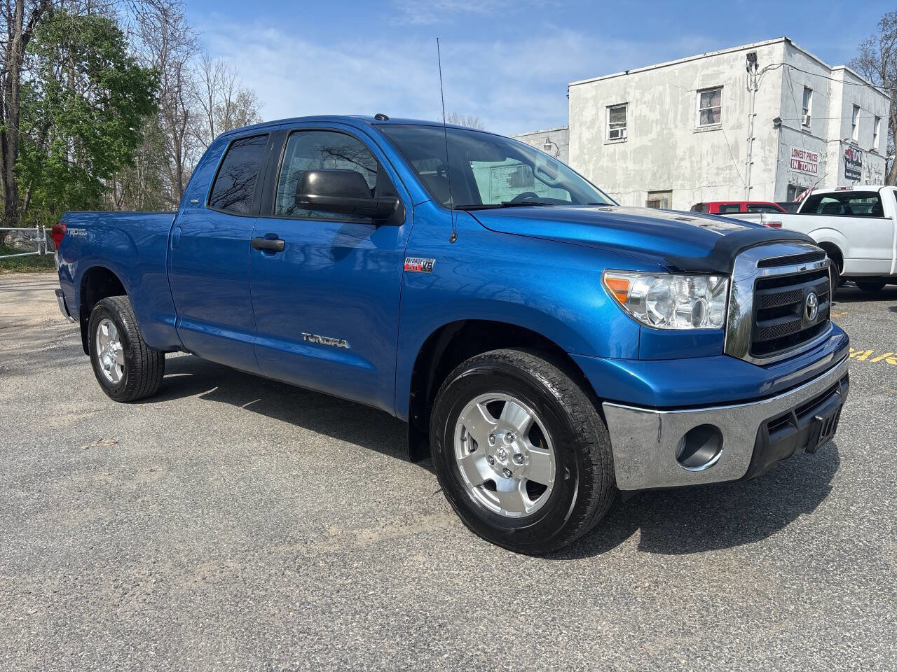 Used 2010 Toyota Tundra 4x4 Double Cab image 8