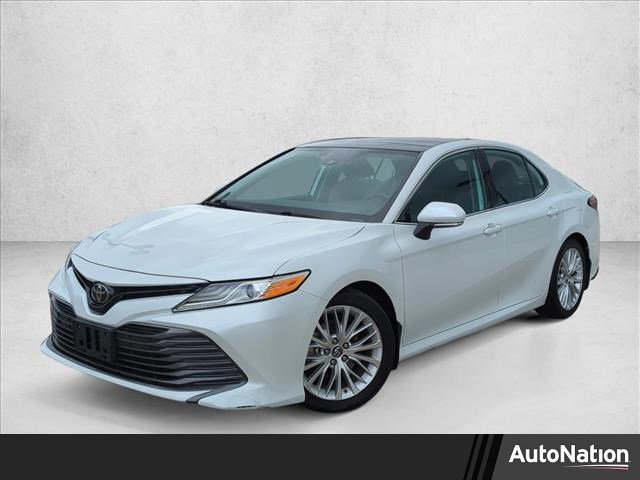 Used 2019 Toyota Camry XLE FWD image 1