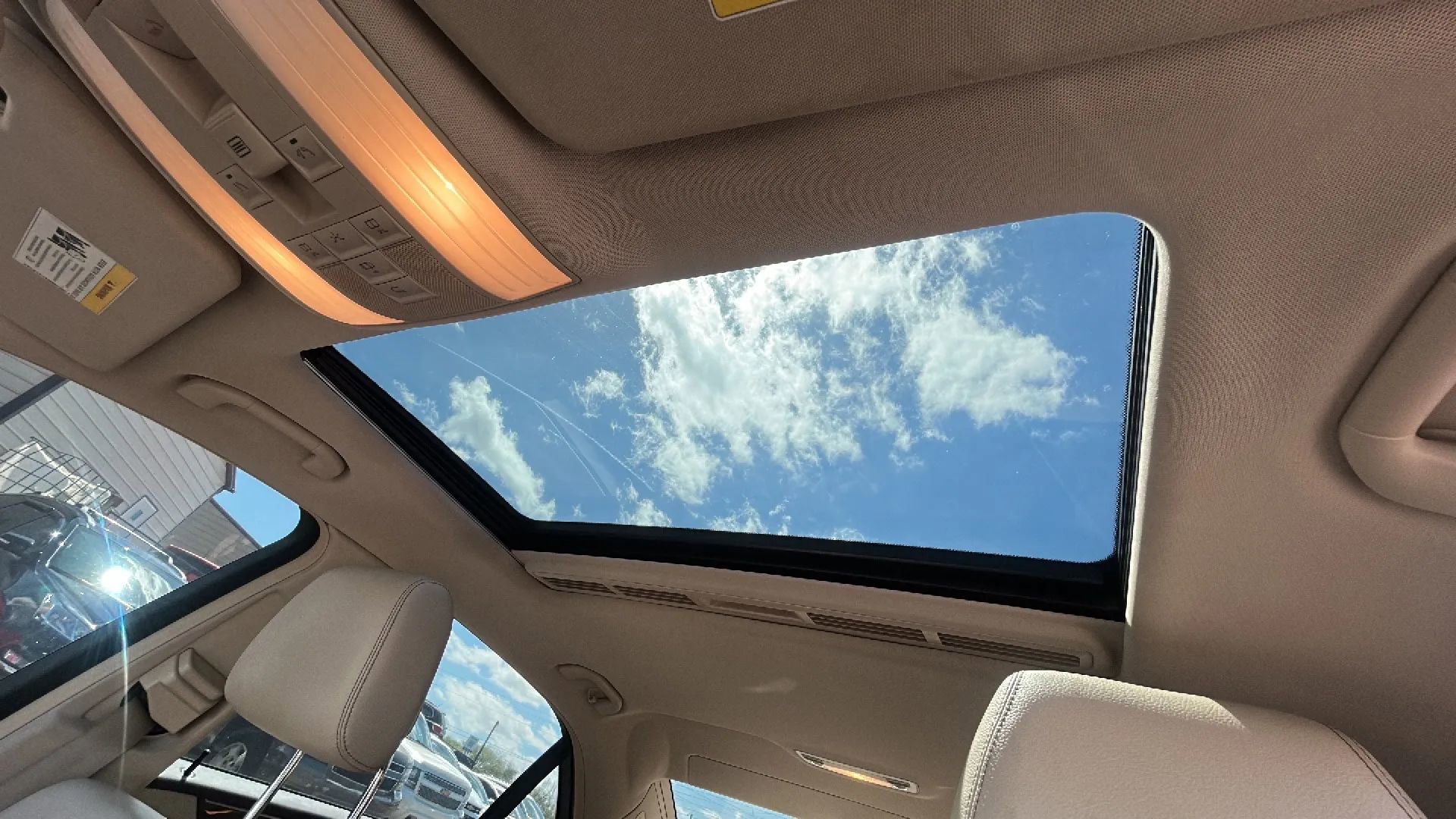 Used 2014 Mercedes-Benz E 350 Sedan image 31