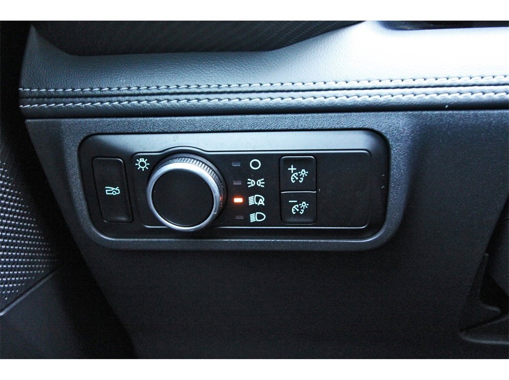 Used 2024 Ford Mustang Premium image 18