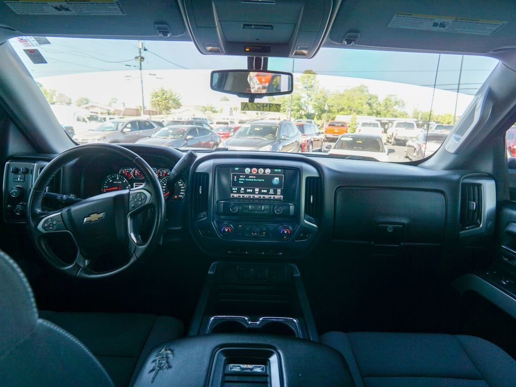 Used 2018 Chevrolet Silverado 1500 LT w/ All Star Edition AWD/4WD image 14