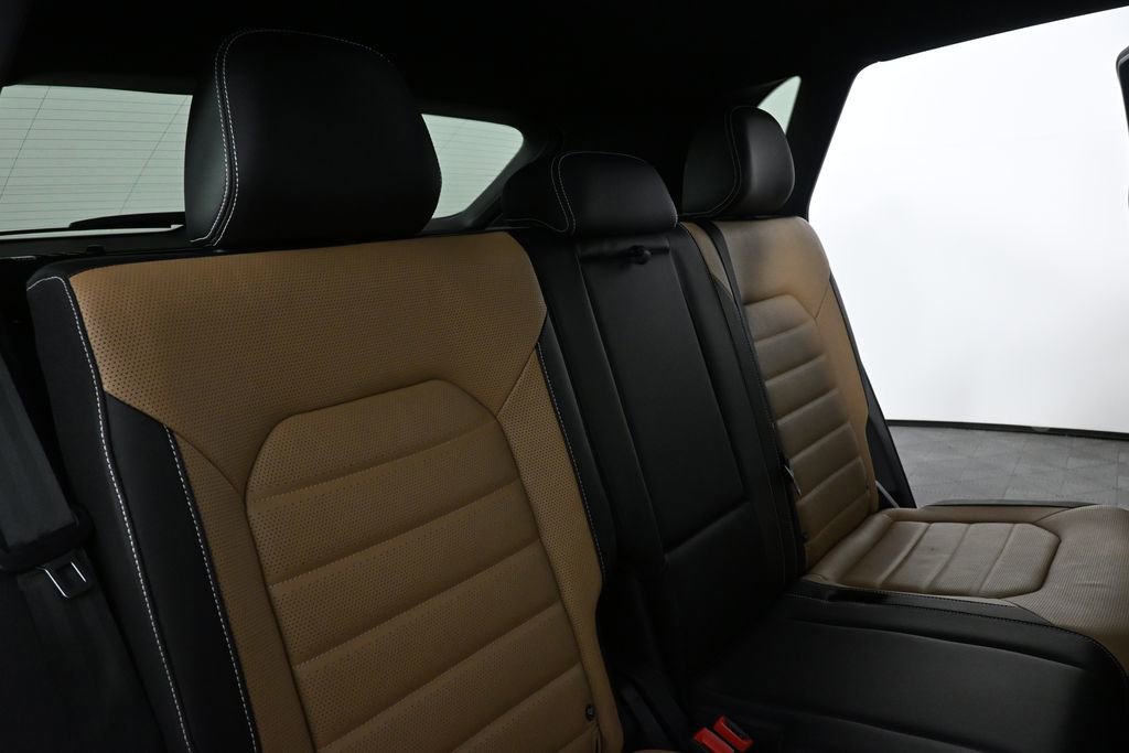 Used 2022 Volkswagen Atlas Cross Sport SEL Premium R-Line image 20