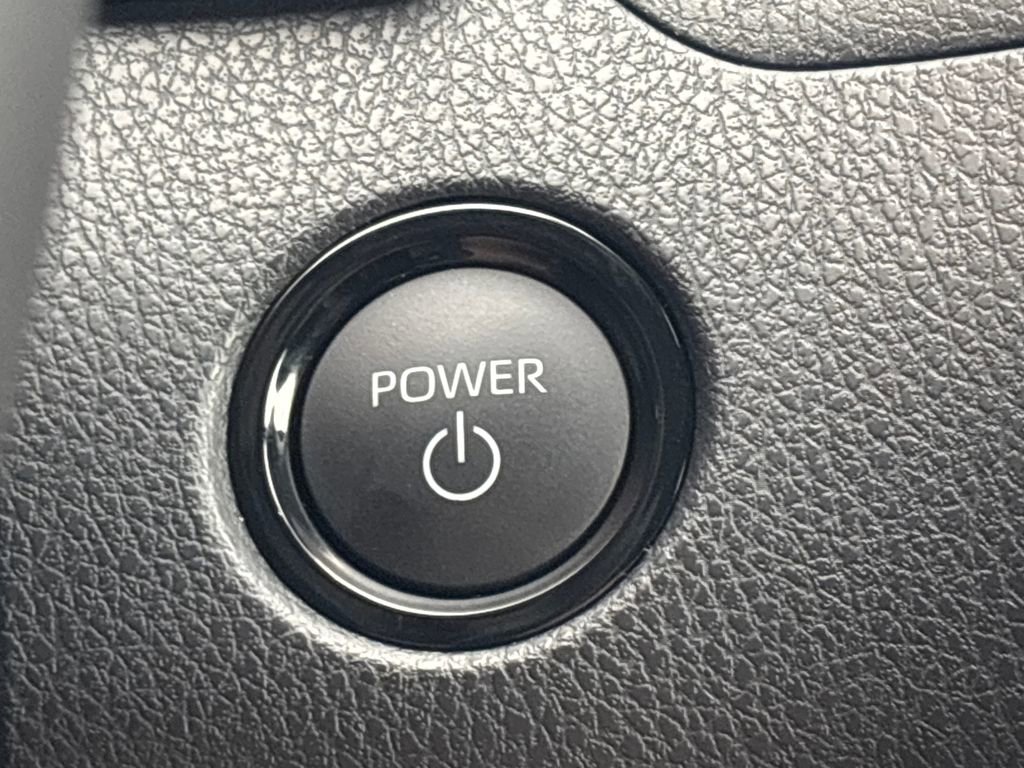 New 2026 Toyota Camry SE image 18