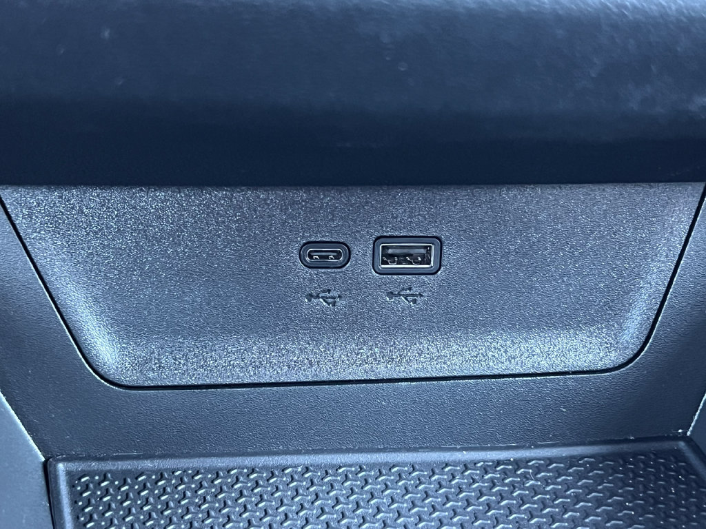Used 2025 Chevrolet Equinox LT w/ Convenience Package II FWD image 27
