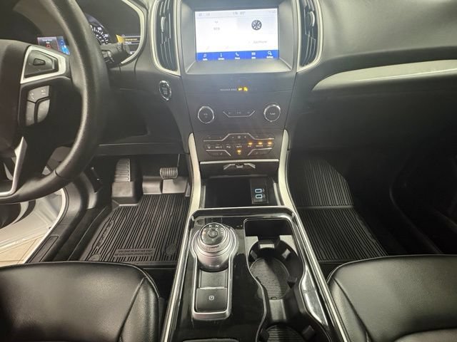 Used 2019 Ford Edge SEL w/ Equipment Group 201A AWD/4WD image 24