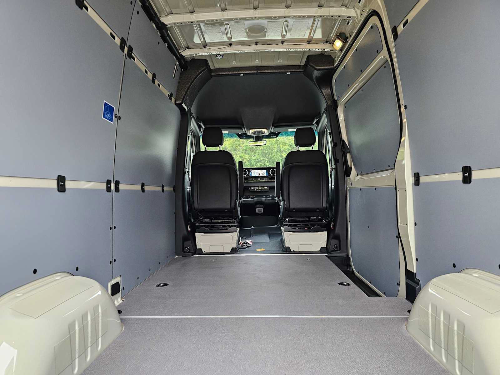 New 2026 Mercedes-Benz Sprinter 2500 image 18