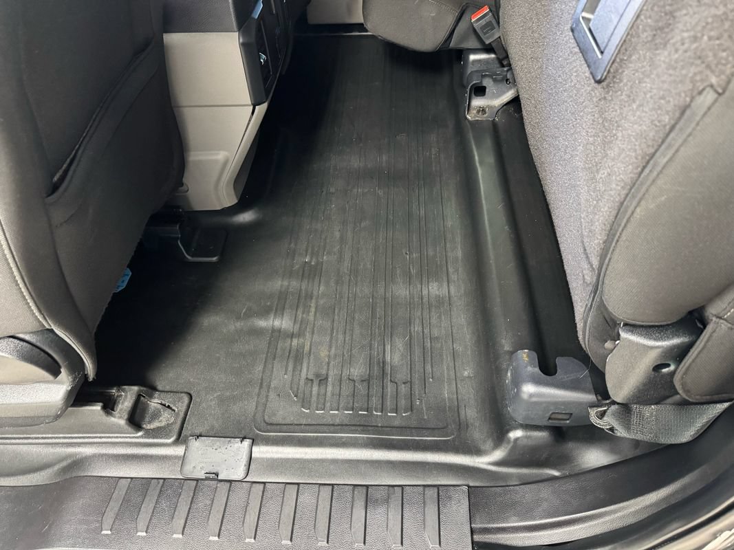 Used 2018 Ford F150 XL w/ Equipment Group 101A Mid AWD/4WD image 19