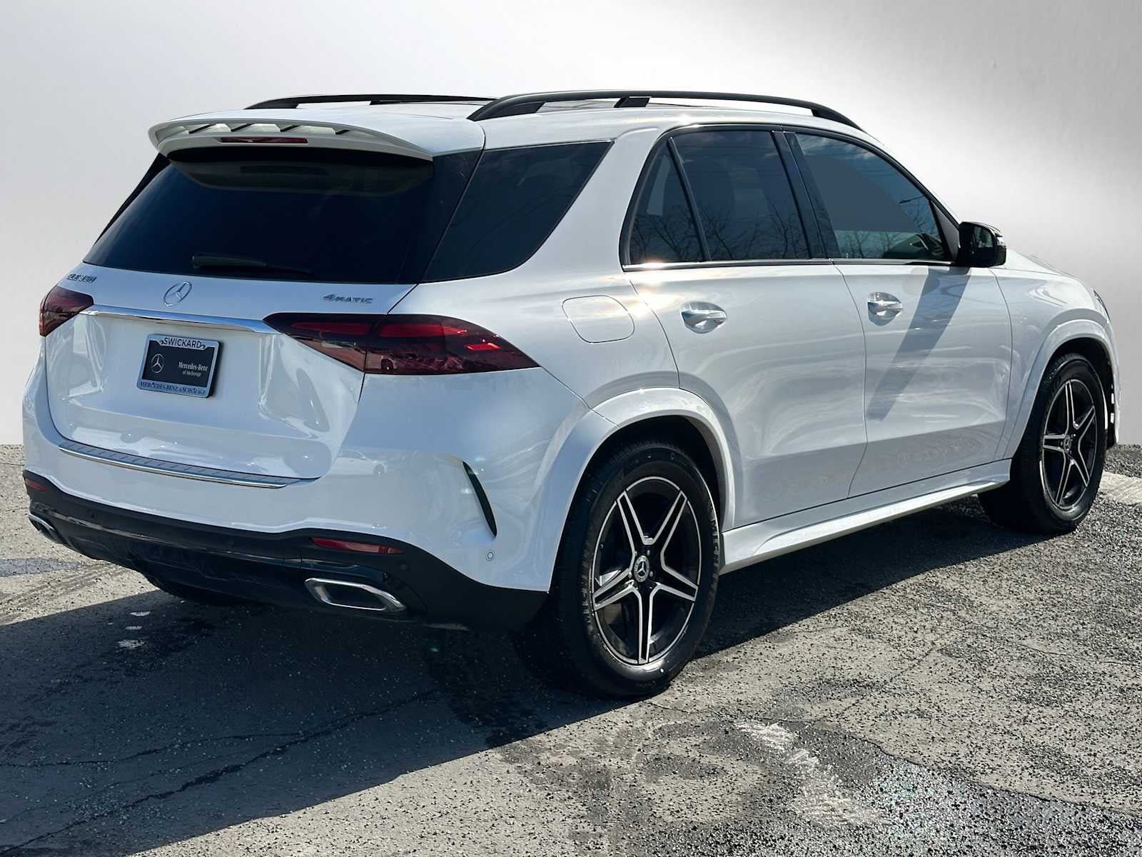 Used 2026 Mercedes-Benz GLE 350 4MATIC image 3