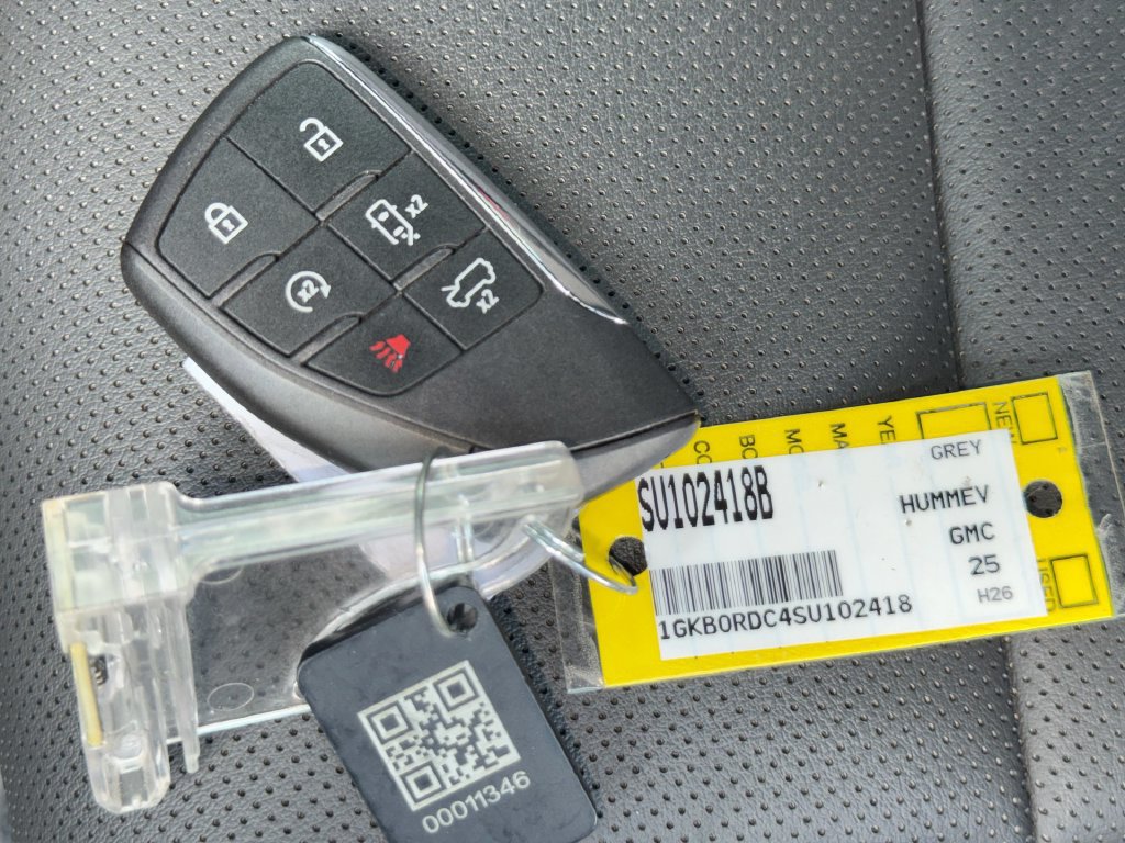 Used 2025 GMC Hummer EV 3X AWD/4WD image 37