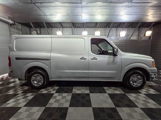 Used 2017 Nissan NV 3500 SL w/ Technology Package image 9