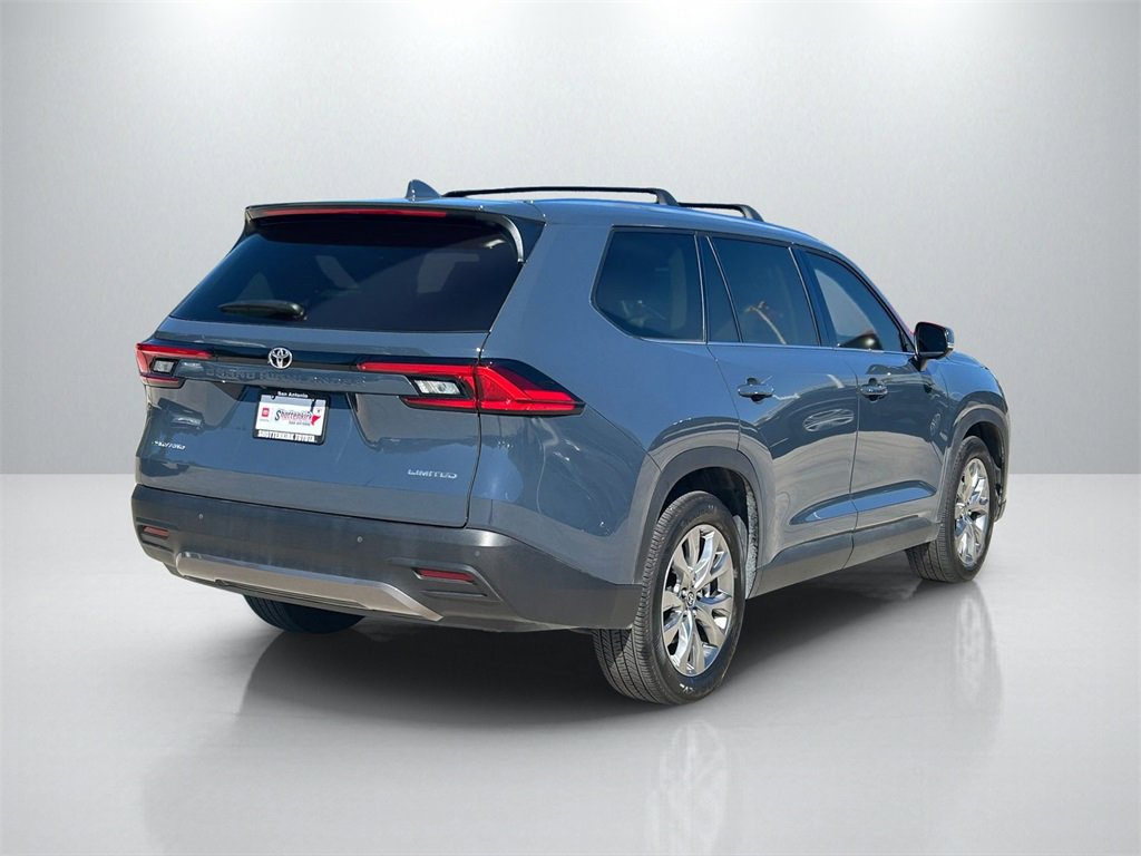 Used 2024 Toyota Grand Highlander Limited image 5