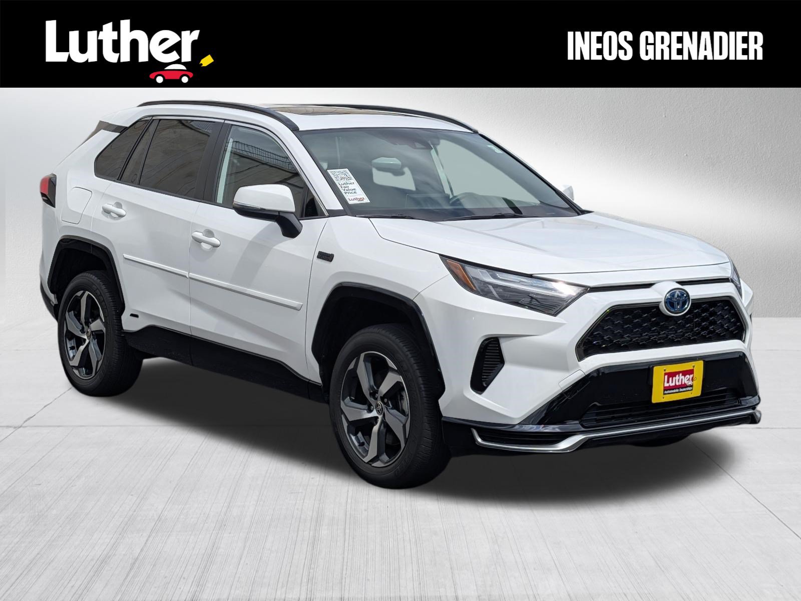 Used 2023 Toyota RAV4 SE w/ Weather & Moonroof Package AWD/4WD image 1