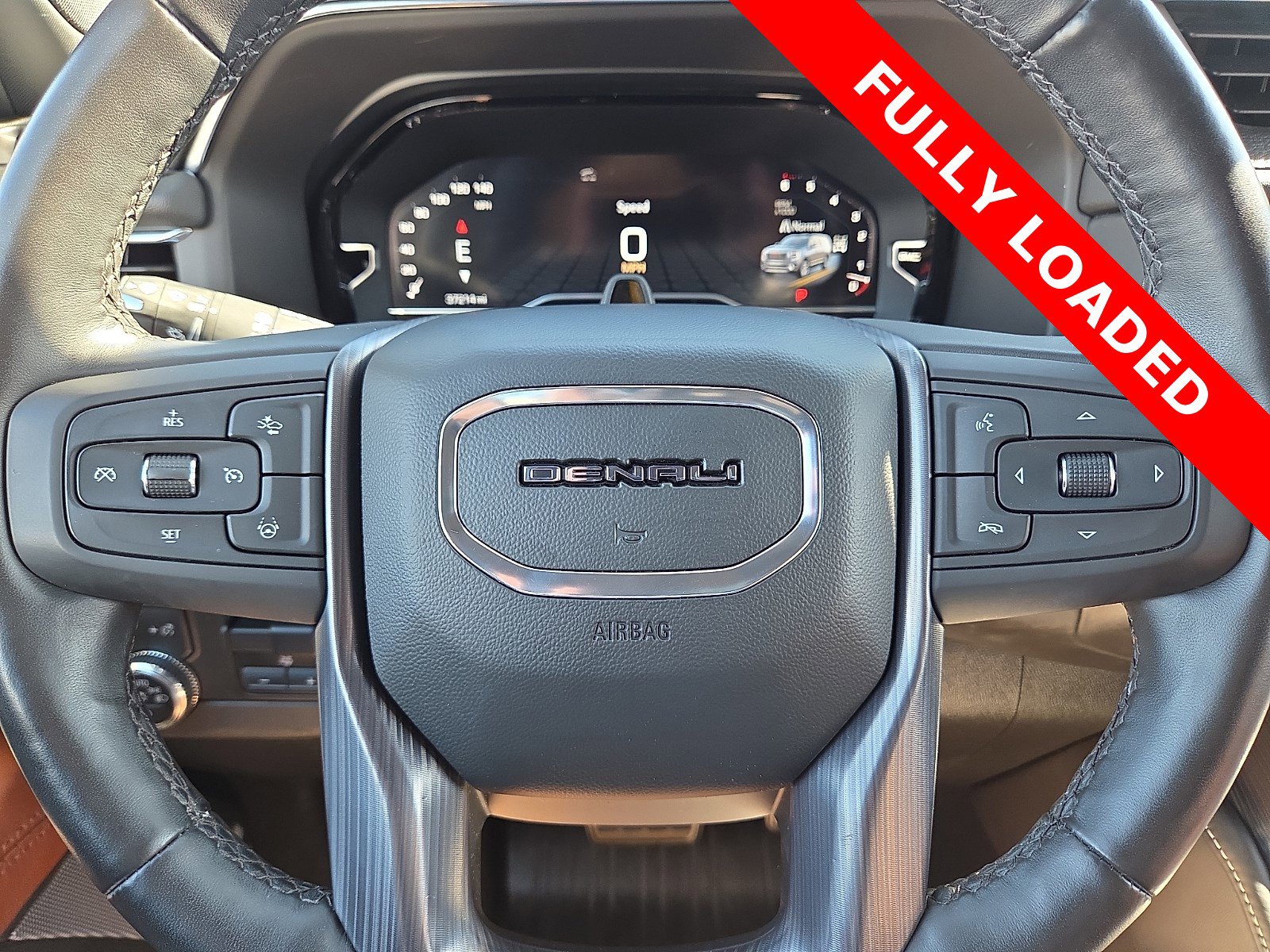 Used 2023 GMC Yukon Denali Ultimate image 24
