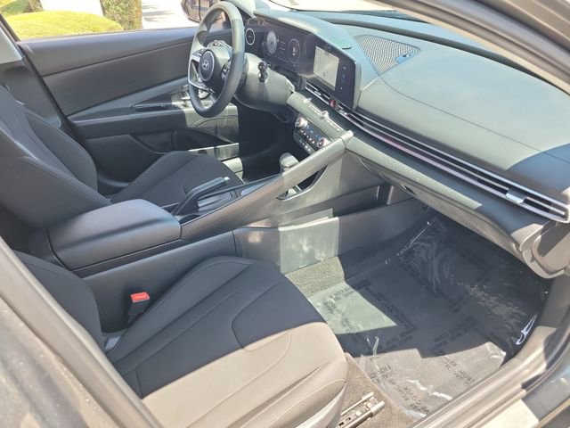 Used 2024 Hyundai Elantra SEL FWD image 20