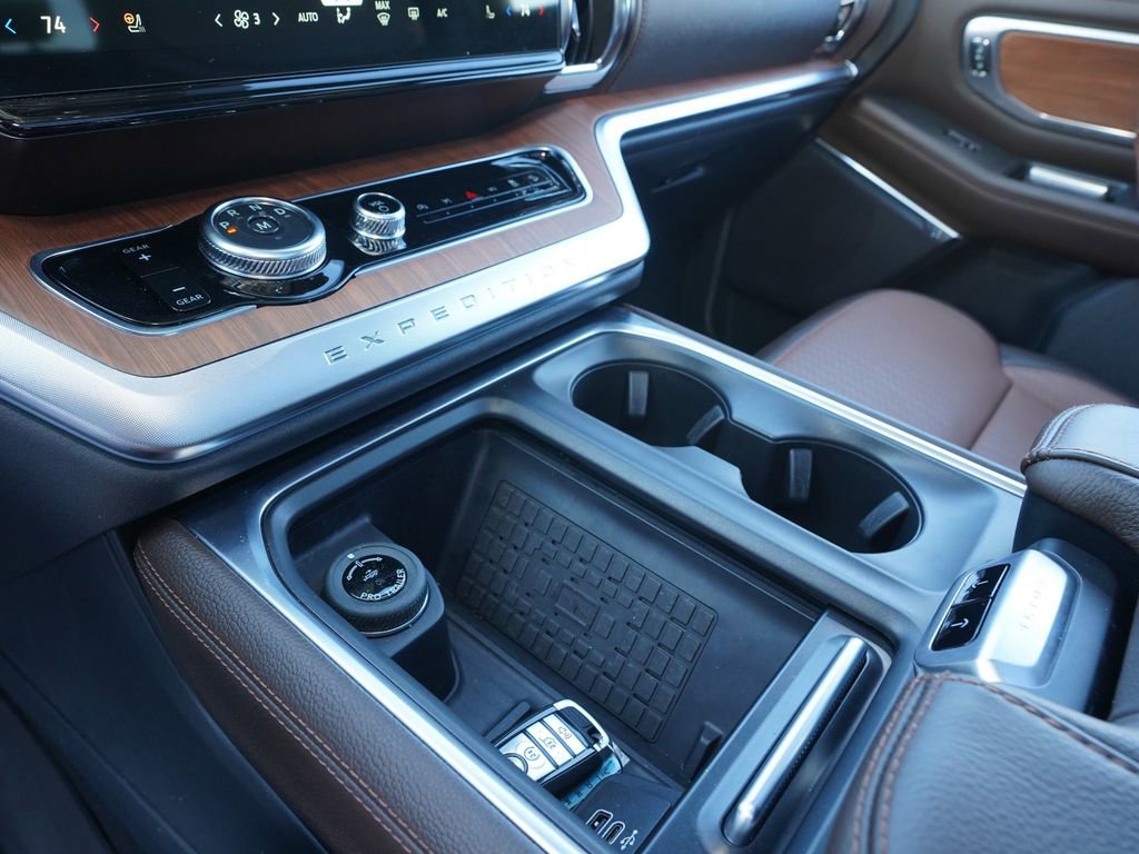 New 2025 Ford Expedition Max King Ranch image 15