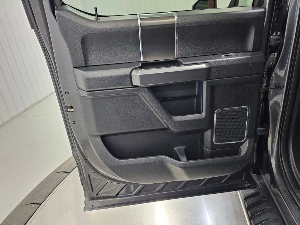Used 2018 Ford F150 Lariat AWD/4WD image 38