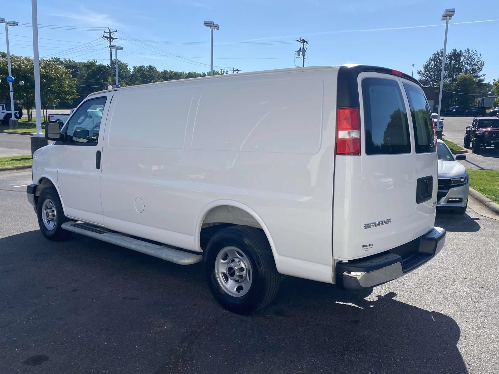 Used 2025 GMC Savana 2500 w/ Driver Convenience Package RWD image 5