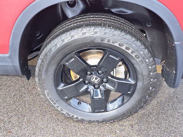 Certified 2025 Honda Ridgeline Black Edition image 28