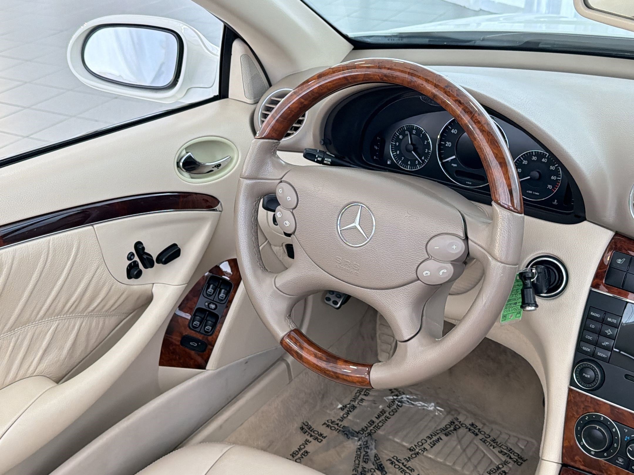 Used 2006 Mercedes-Benz CLK 350 Cabriolet image 24