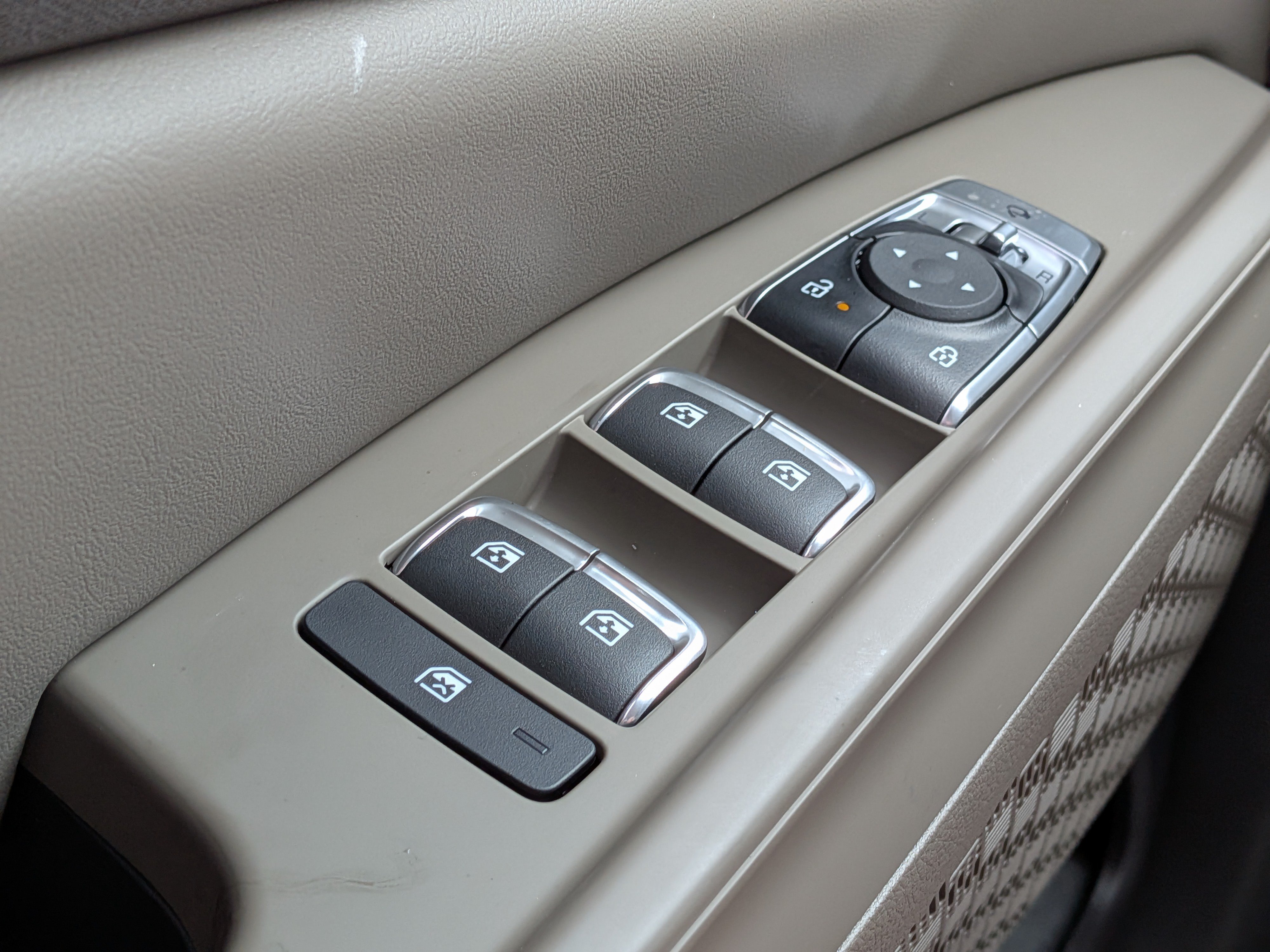 New 2026 Kia Carnival EX FWD image 27