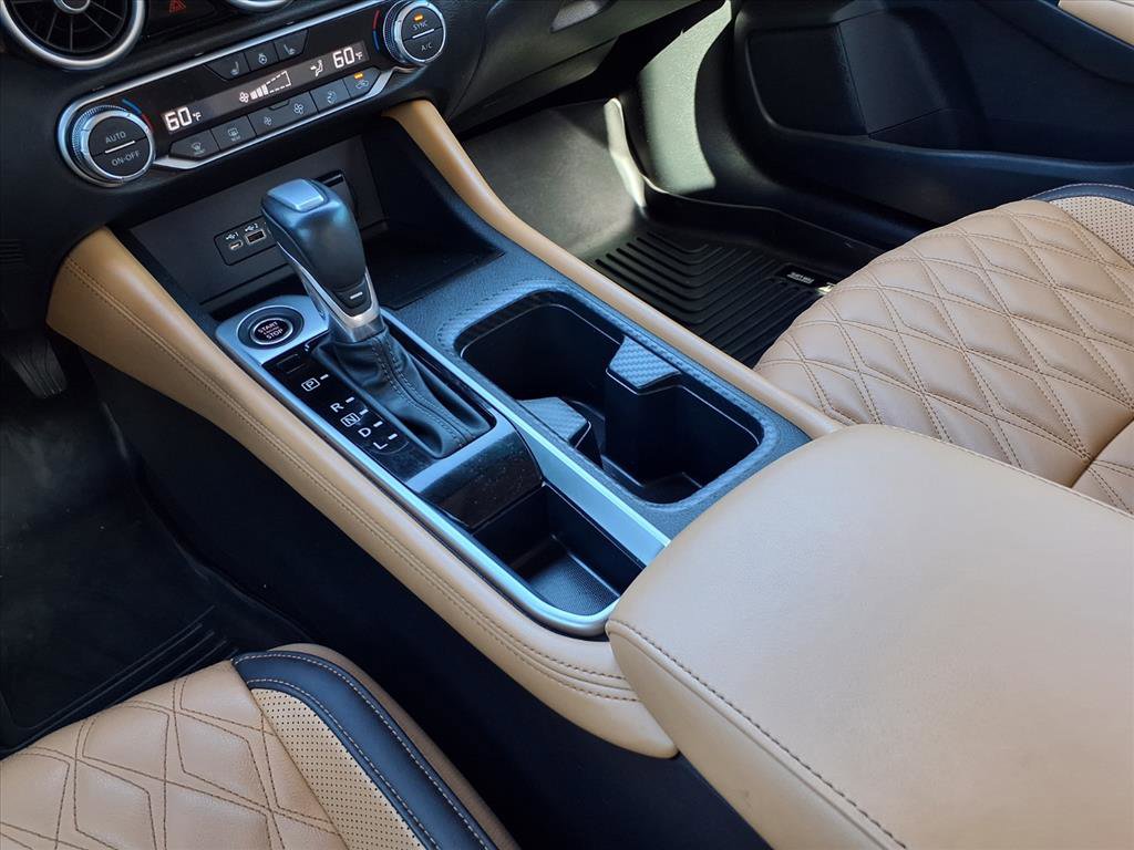 Used 2023 Nissan Sentra SV w/ SV Premium Package image 17