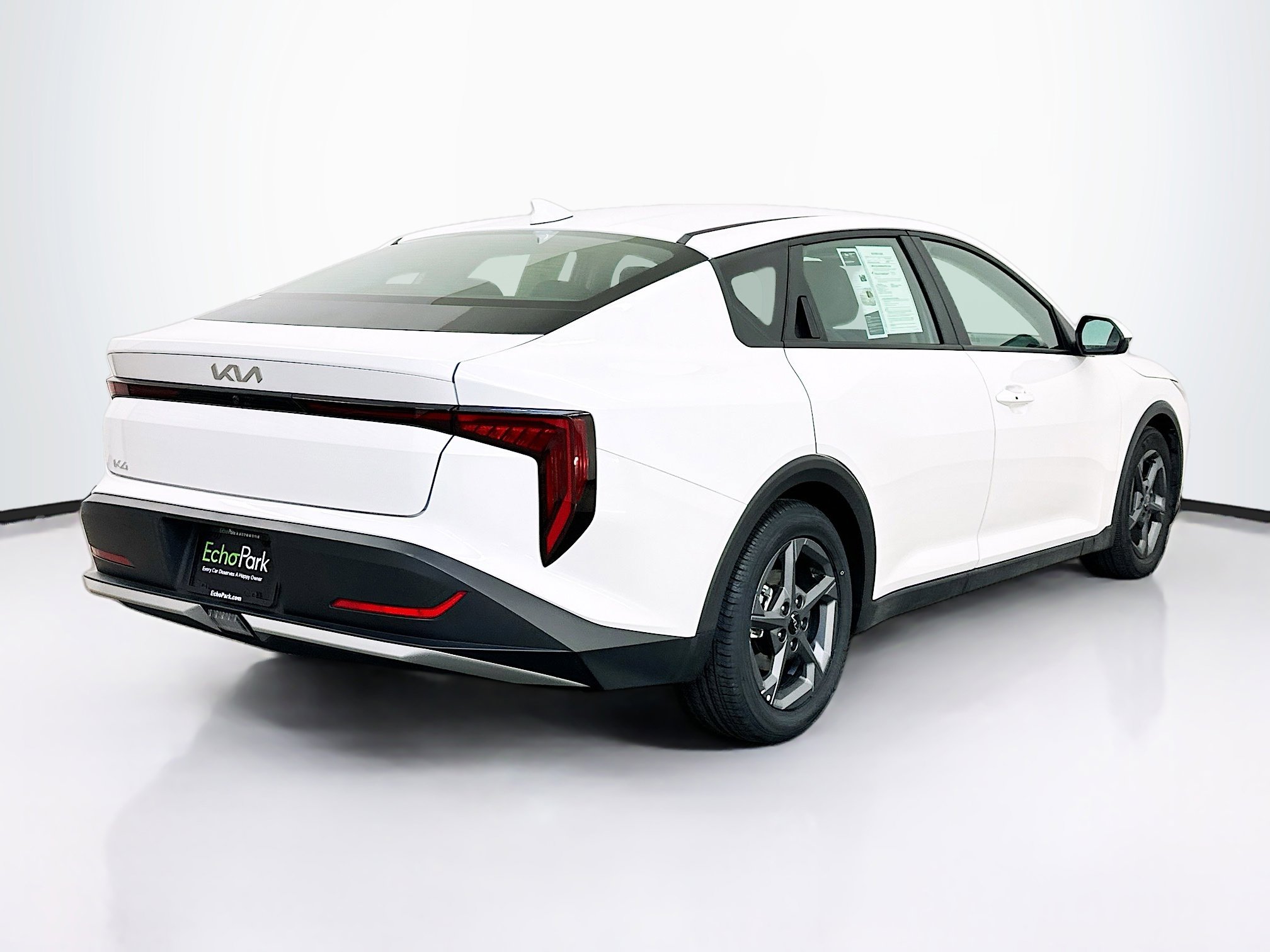 Used 2025 Kia K4 LXS image 9