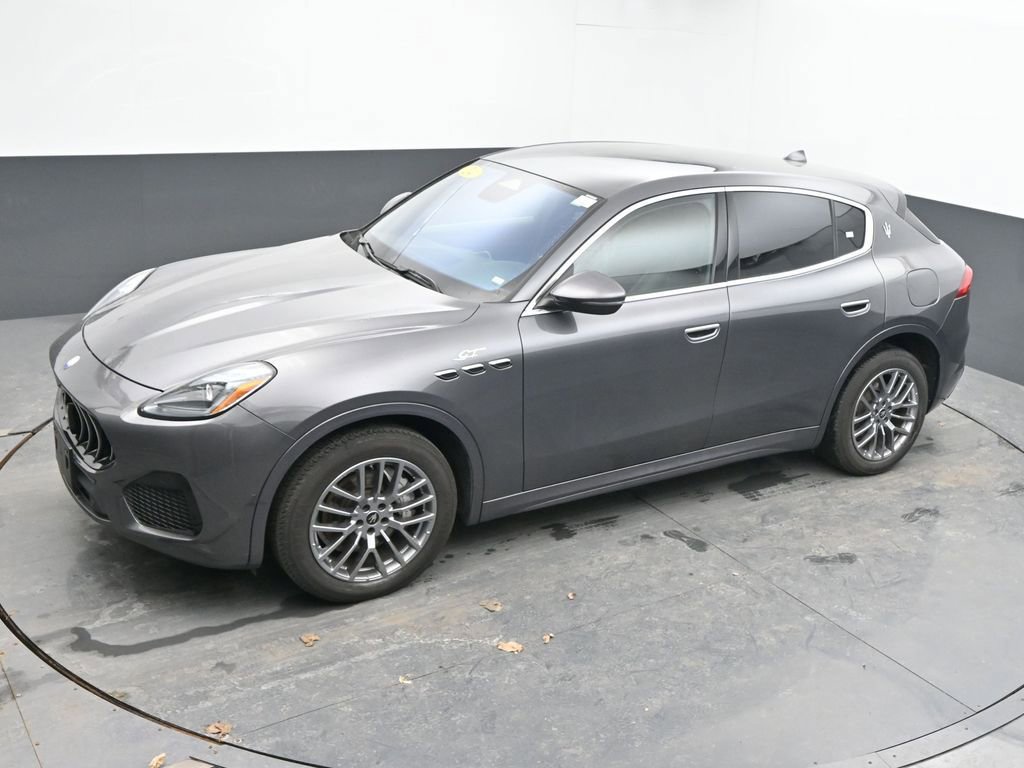 Used 2024 Maserati Grecale GT image 40