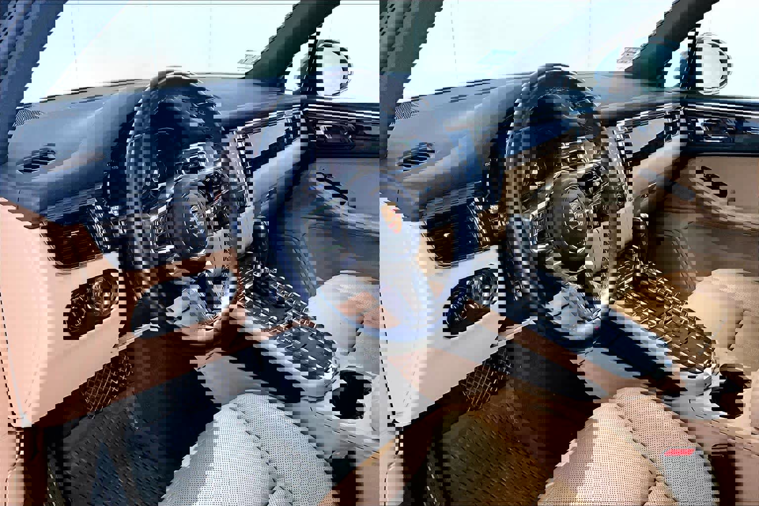 Used 2018 Porsche Macan S image 17