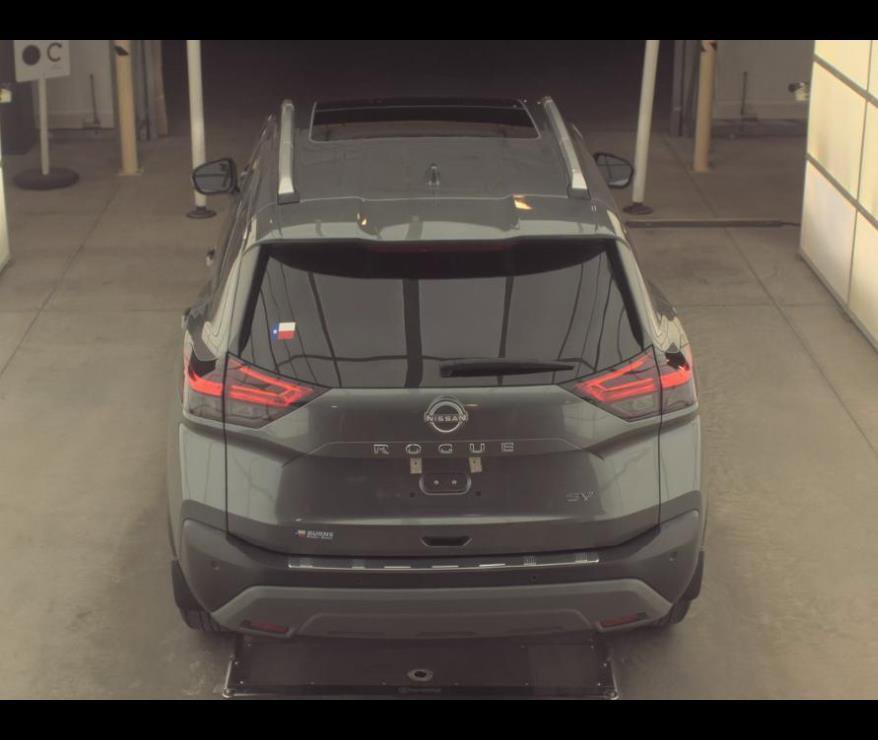 Used 2023 Nissan Rogue SV w/ SV Premium B Package image 10