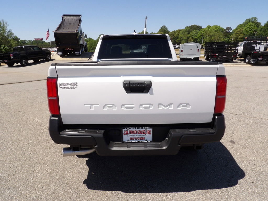 Used 2024 Toyota Tacoma SR RWD image 6
