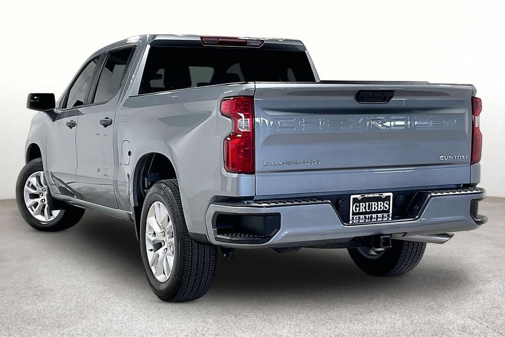 Used 2026 Chevrolet Silverado 1500 Custom RWD image 15
