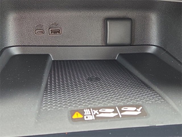 New 2026 Chevrolet Traverse High Country image 37