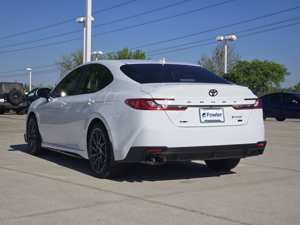 Used 2026 Toyota Camry SE w/ Multimedia Upgrade Package FWD image 5