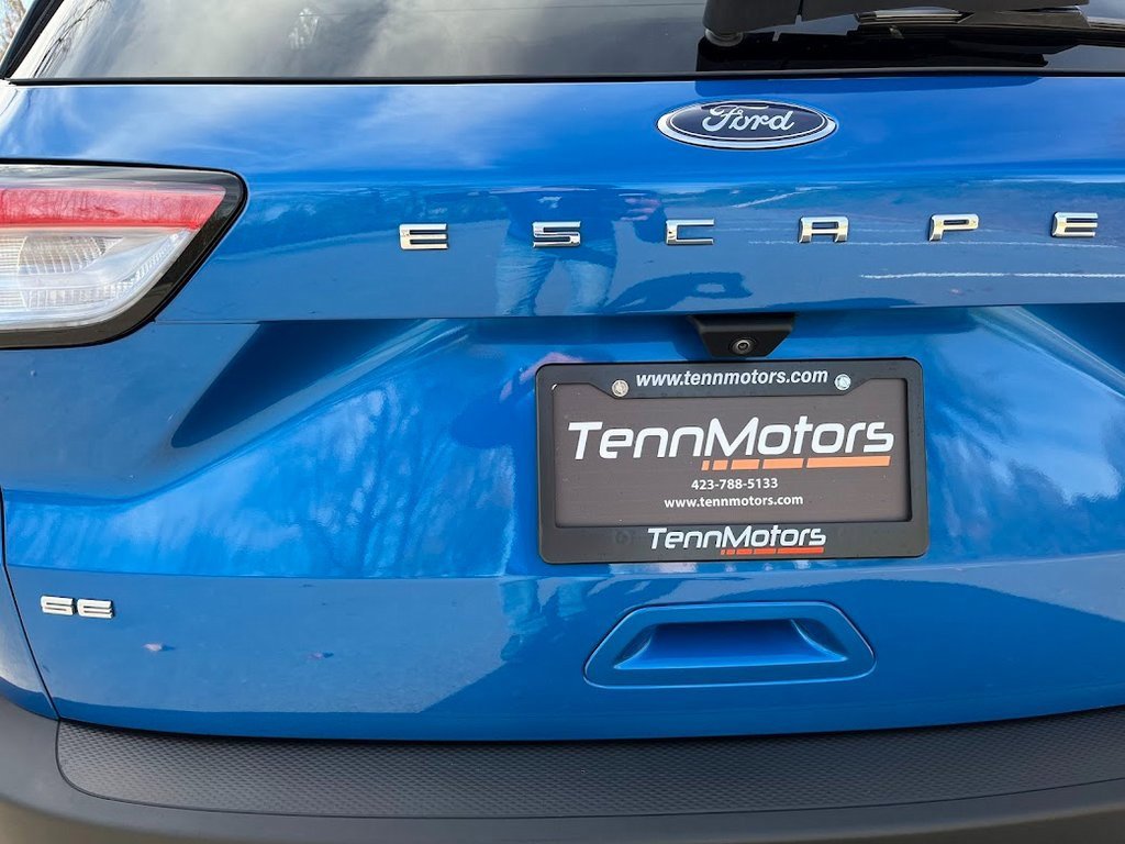 Used 2021 Ford Escape SE w/ SE Sport Appearance Package image 46