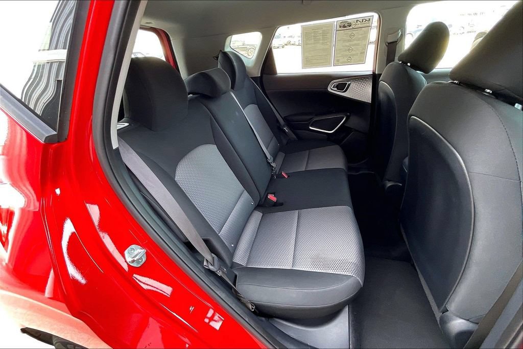 Used 2024 Kia Soul LX w/ Option Group 015 FWD image 26