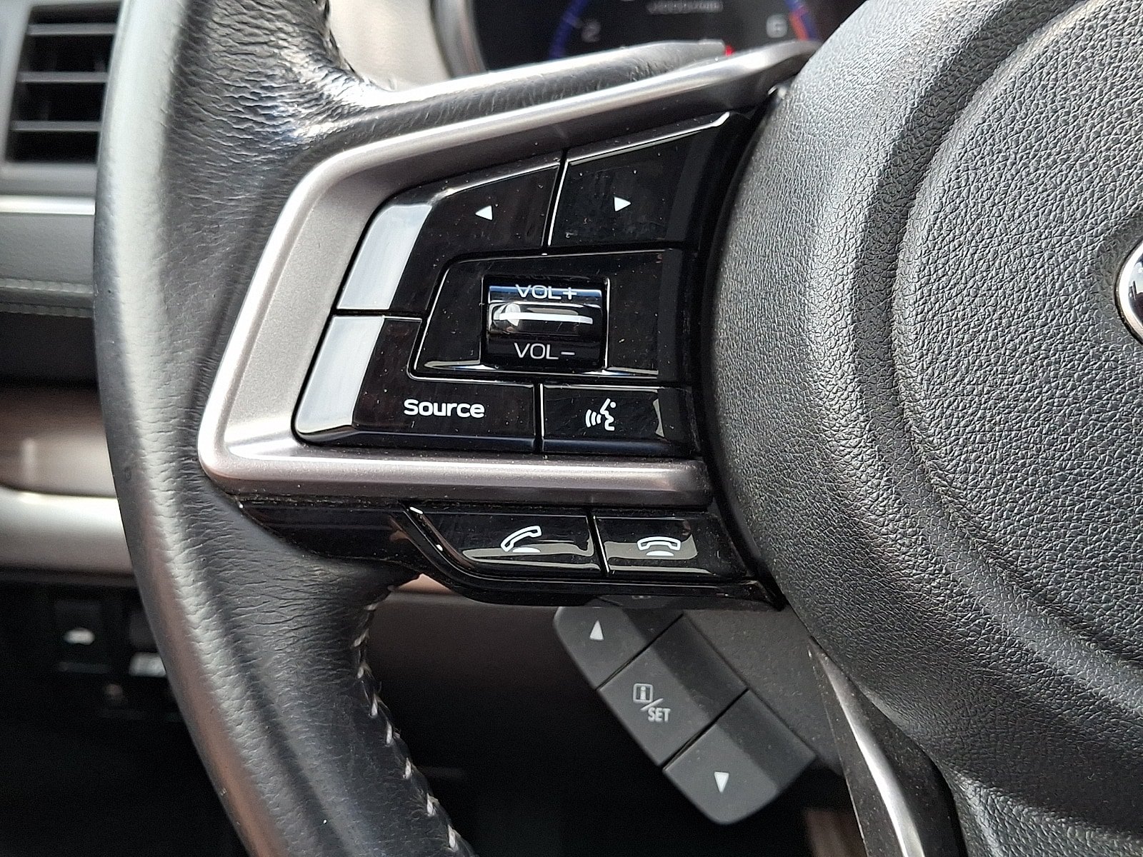 Used 2018 Subaru Legacy 2.5i Limited w/ Popular Package #2A AWD/4WD image 24
