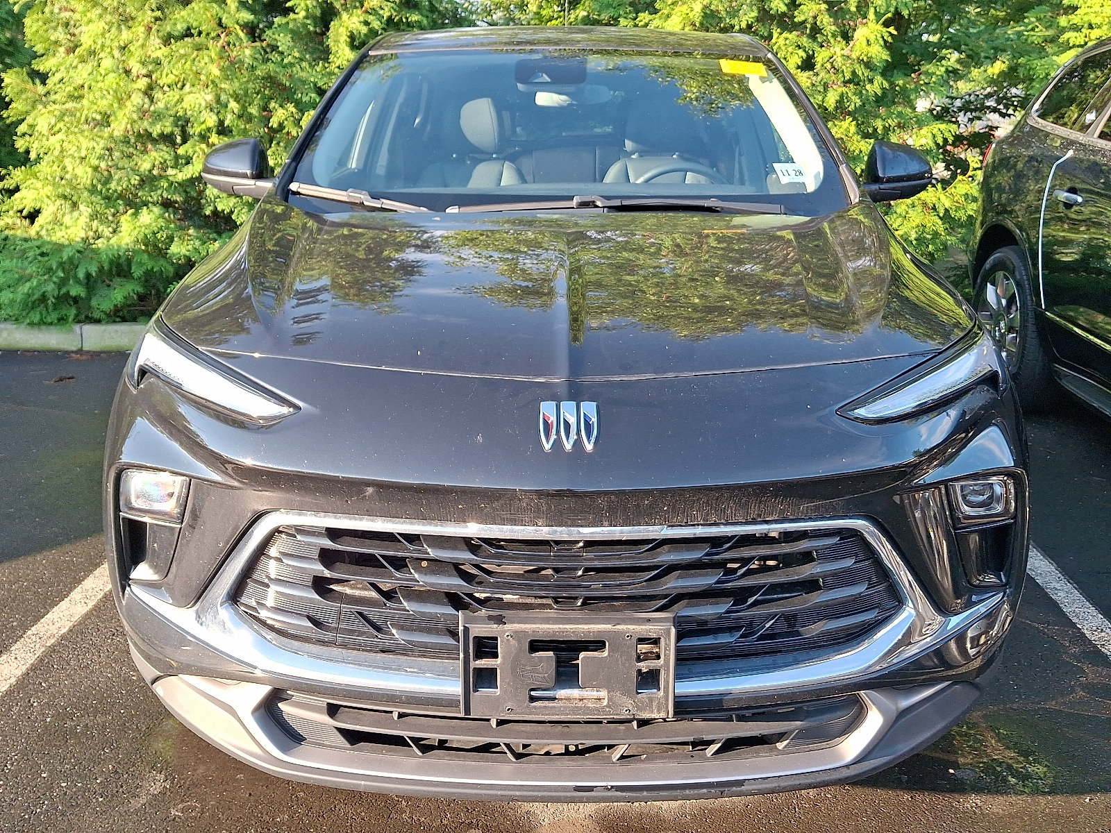 Certified 2024 Buick Encore GX Preferred FWD image 3